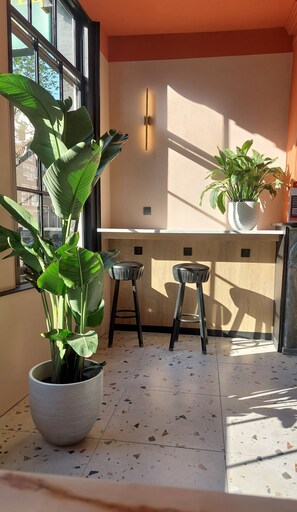 Reception hall - Heart Of Amsterdam - Hostel (Amsterdam)