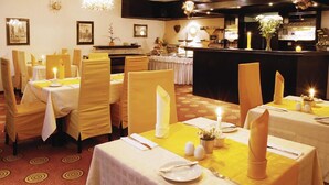 Buffet breakfast for a fee - Hotel Monica (Prague)