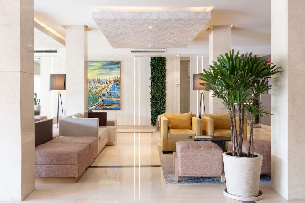 Plaza Diana Hotel