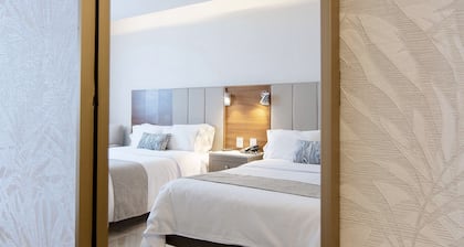 Plaza Diana Hotel
