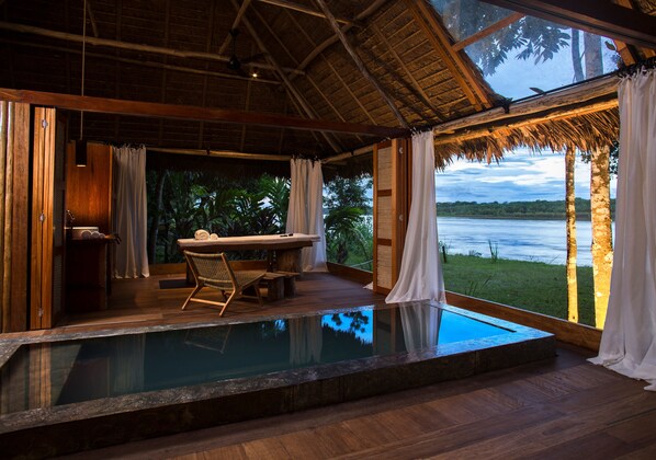 Body treatments, deep-tissue massages, body scrubs, reflexology - Inkaterra Reserva Amazonica (Las Piedras)