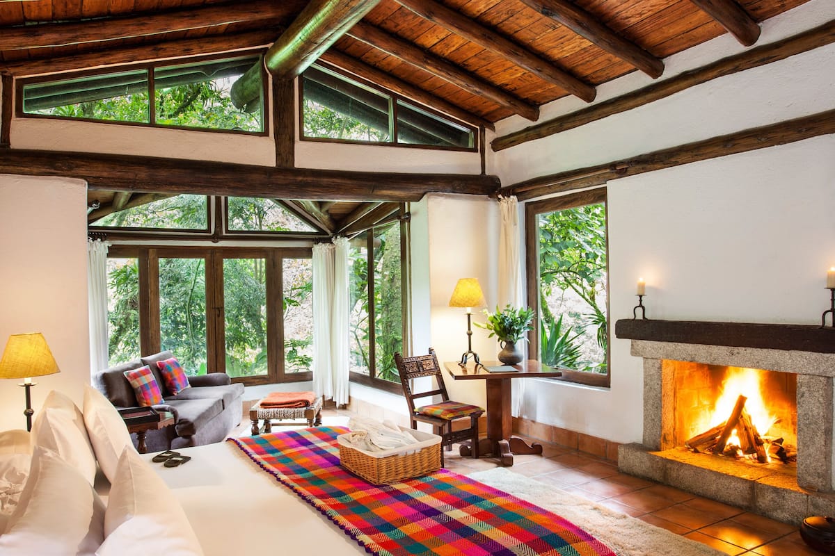 junior room | 1 bedroom, premium bedding, minibar, in-room safe