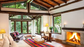 Junior Room | Premium bedding, minibar, in-room safe, rollaway beds