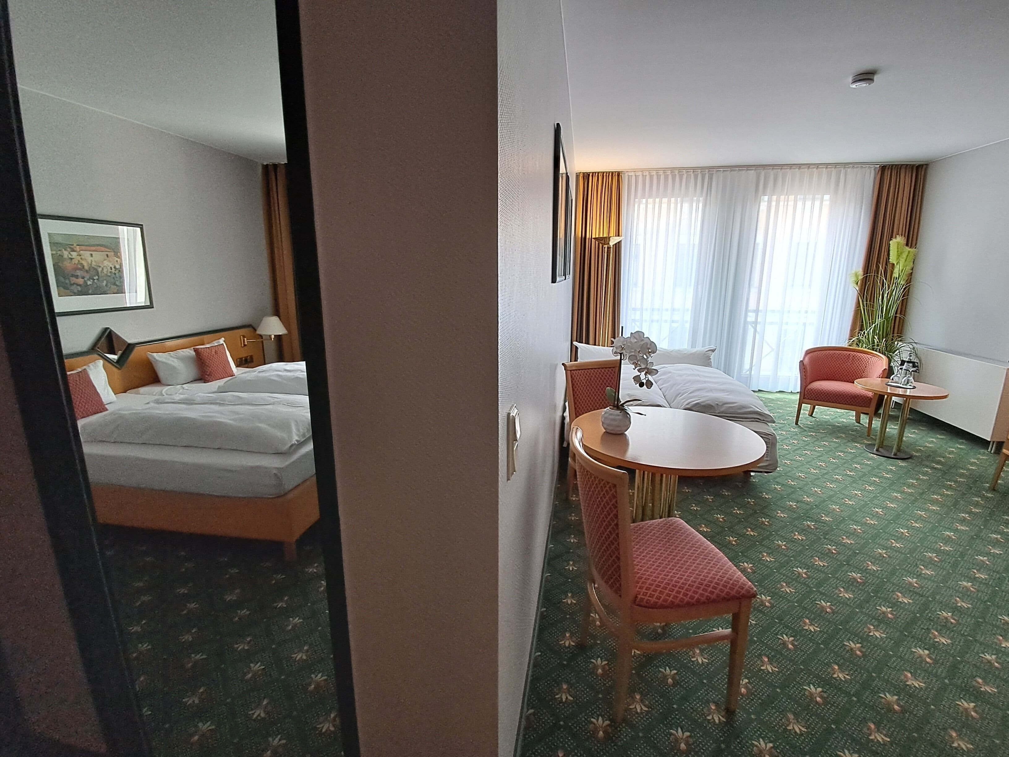 family room | 1 bedroom, premium bedding, desk, blackout curtains