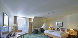 Comfort Double Room, Garden View | Premium bedding, desk, blackout drapes, free WiFi