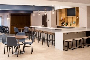 Bar (en el alojamiento)