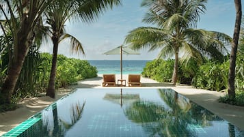 Deluxe Beach Bungalow with Pool | Premium bedding, minibar, in-room safe, individually decorated