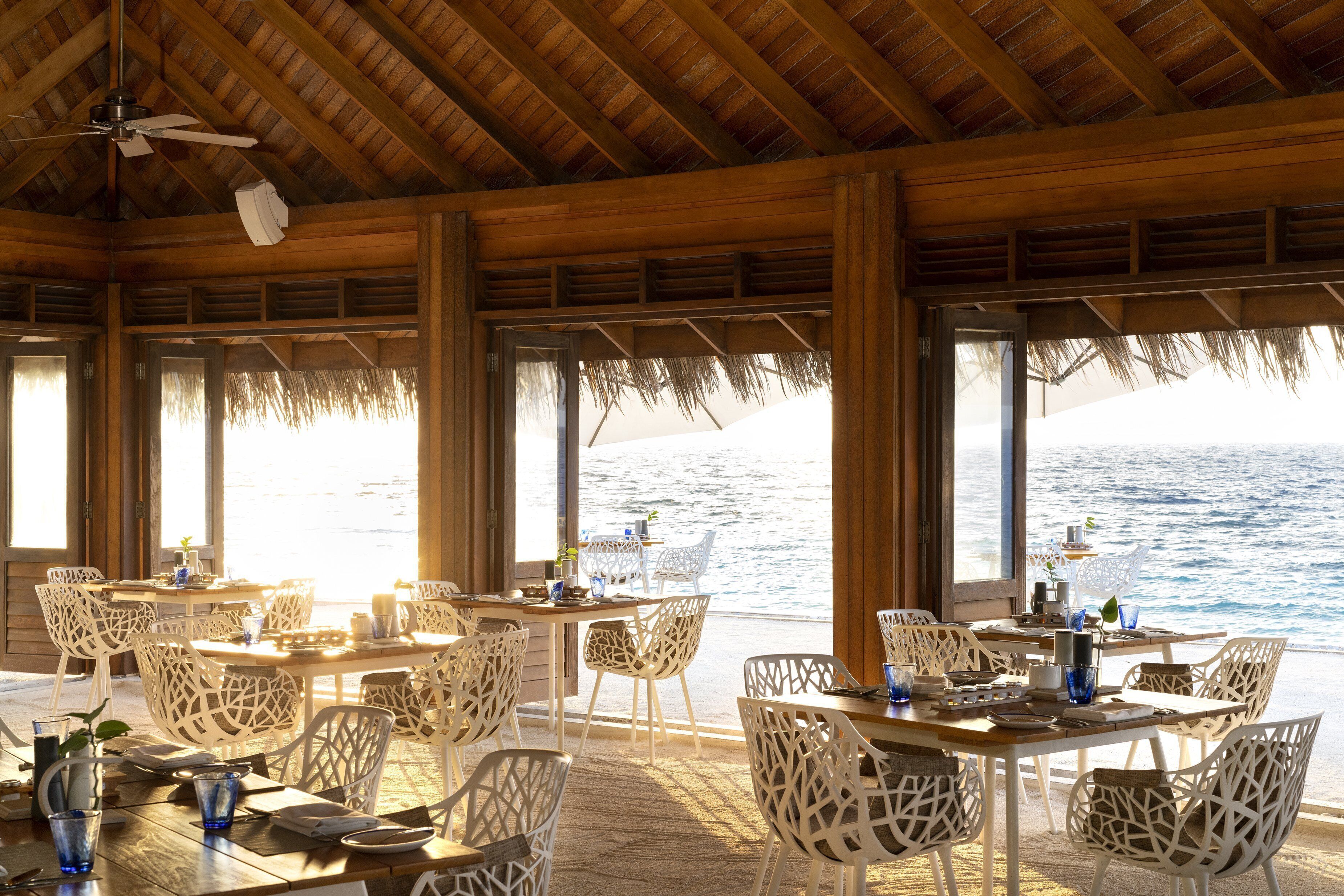 4 restaurants, breakfast, lunch, dinner served; international cuisine