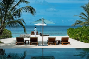 Two Bedroom Beach House With Pool | Private pool