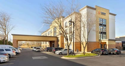 Comfort Inn & Suites Arlington Heights - Schaumburg