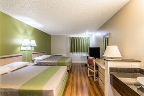 Escrivaninha, Wi-Fi de cortesia, roupa de cama, despertadores