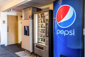 Vending machine - Motel 6 Great Falls, MT (Great Falls)