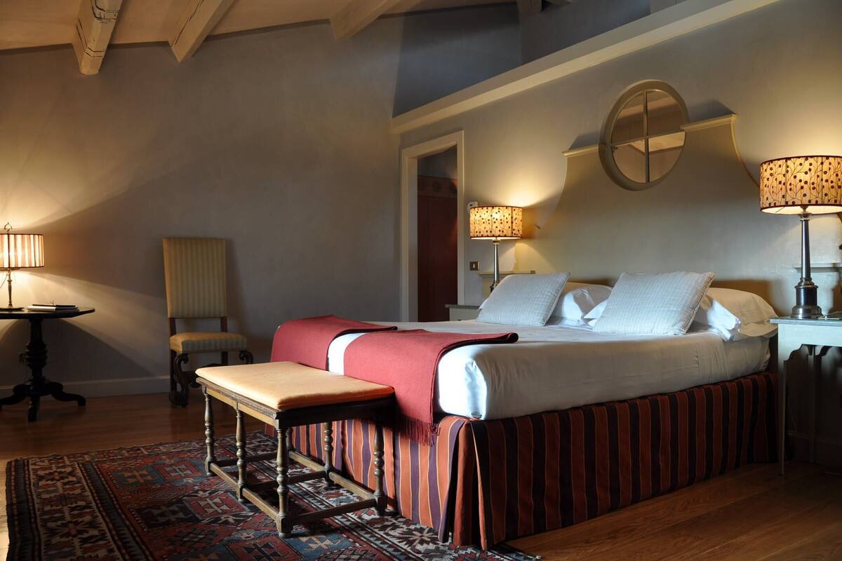 Literie de qualité supérieure, couette en duvet d'oie, minibar