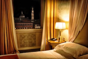 Junior Suite (Romantic)