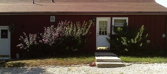 Kennedys Red Barn Inn