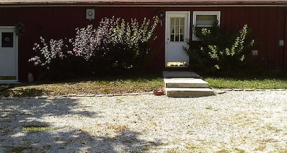 Kennedys Red Barn Inn