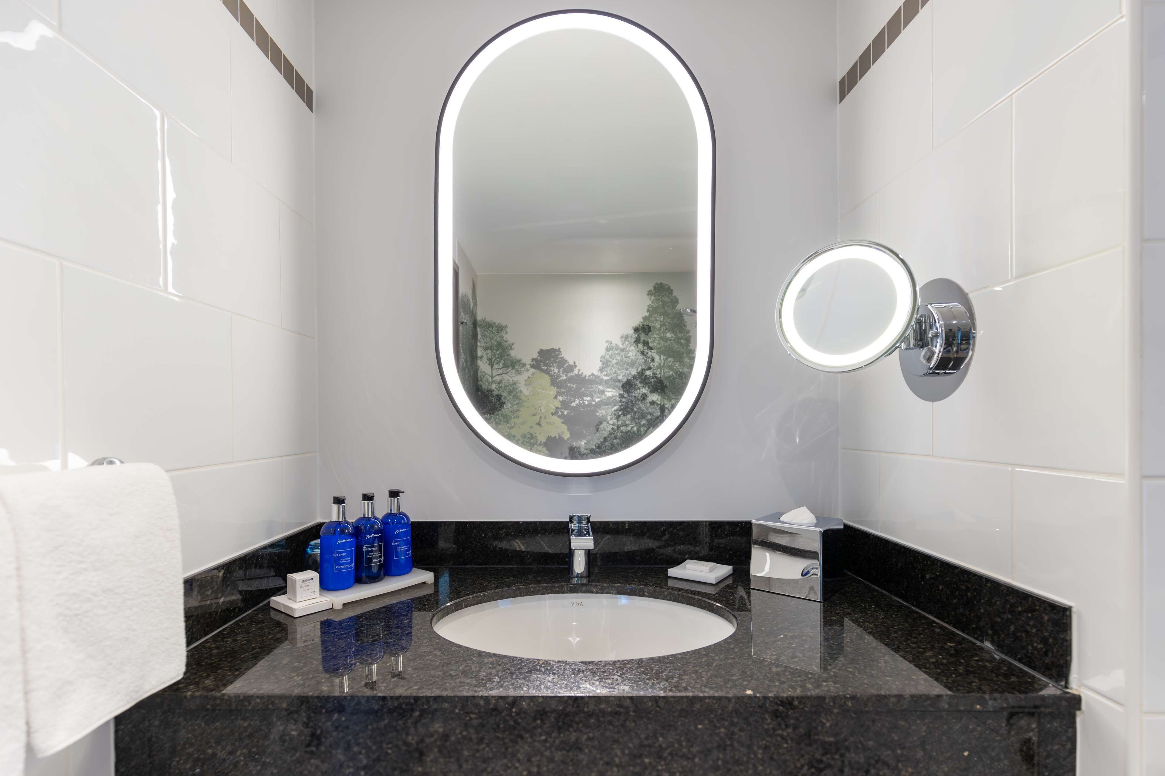 combined shower/bathtub, free toiletries, hair dryer, towels