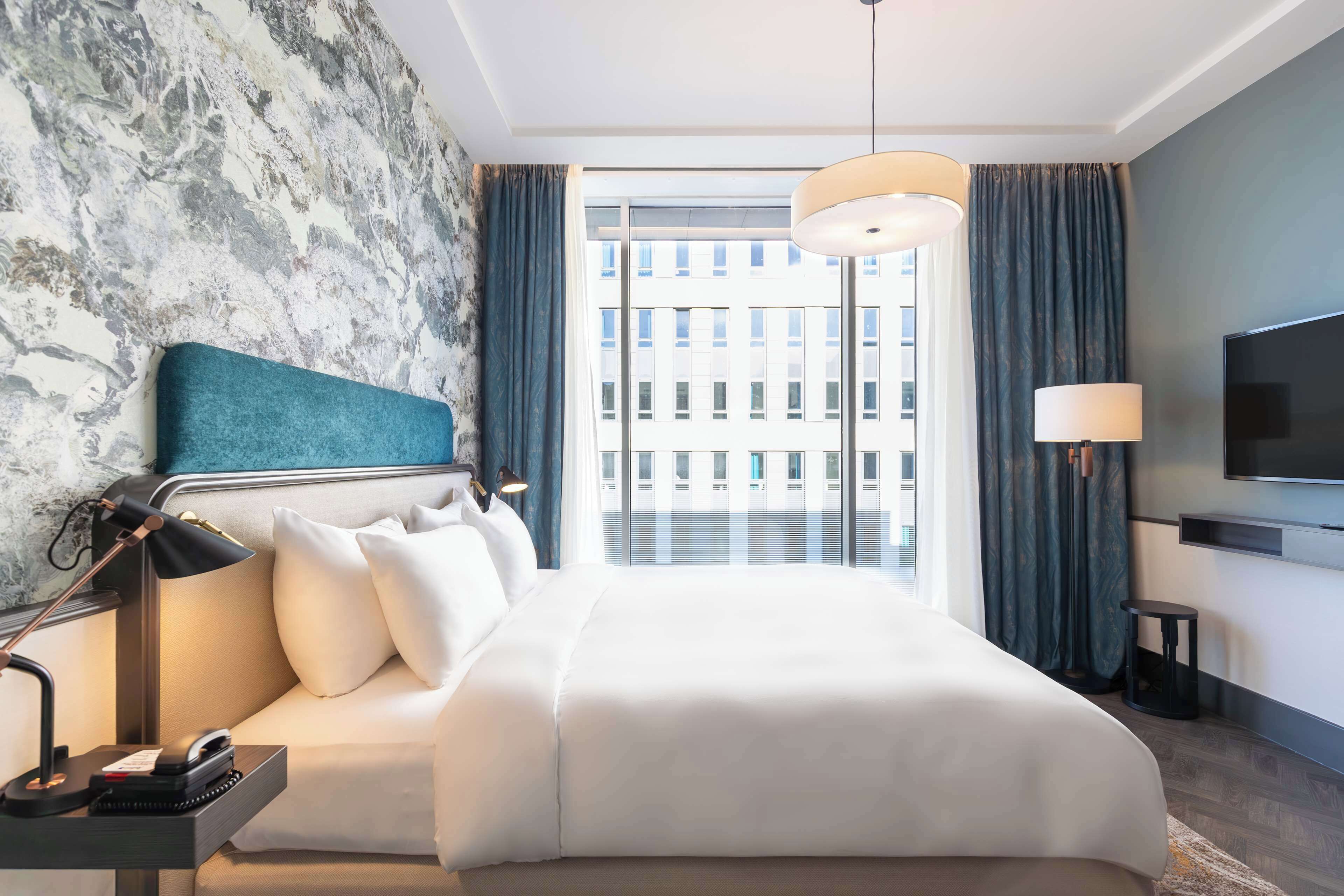 apartment, 1 bedroom | hypo-allergenic bedding, minibar, in-room safe, desk