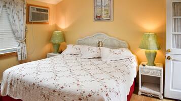 Honeymoon Studio, 1 King Bed | View from room