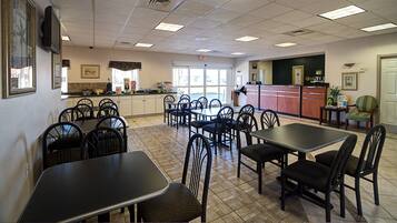 Free daily continental breakfast