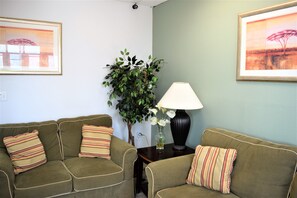 Interior - Quality Inn Kennedy Space Center (Titusville)