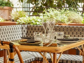 Servizio di pranzo, cena e brunch
