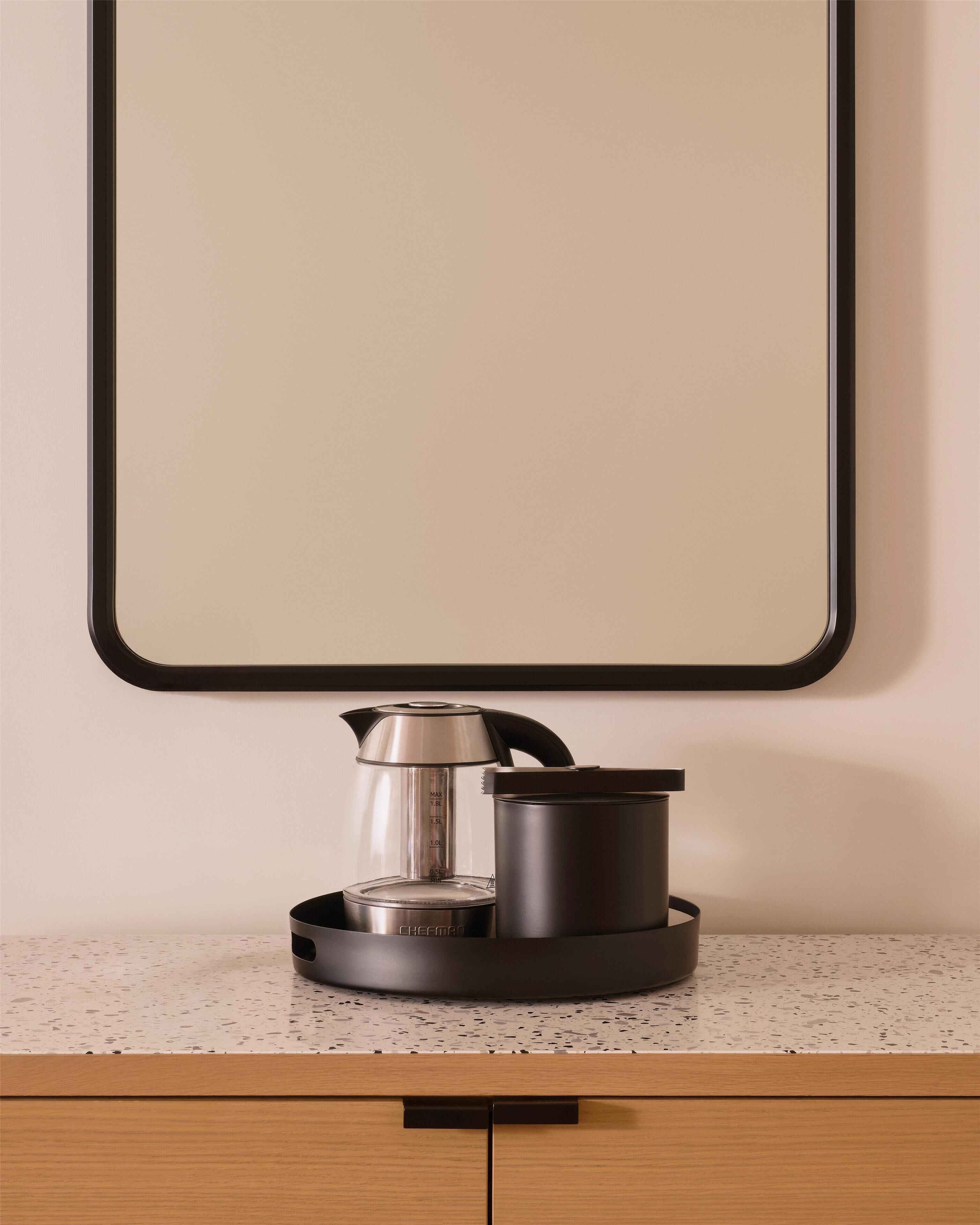 Photo - The Ambassador of Waikiki, Tapestry Collection by Hilton