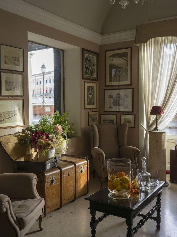 Royal Victoria Hotel in Pisa Find Hotel Reviews, Rooms, and Prices on Royal Victoria Hotel in Pisa Find Hotel Reviews, Rooms, and Prices on