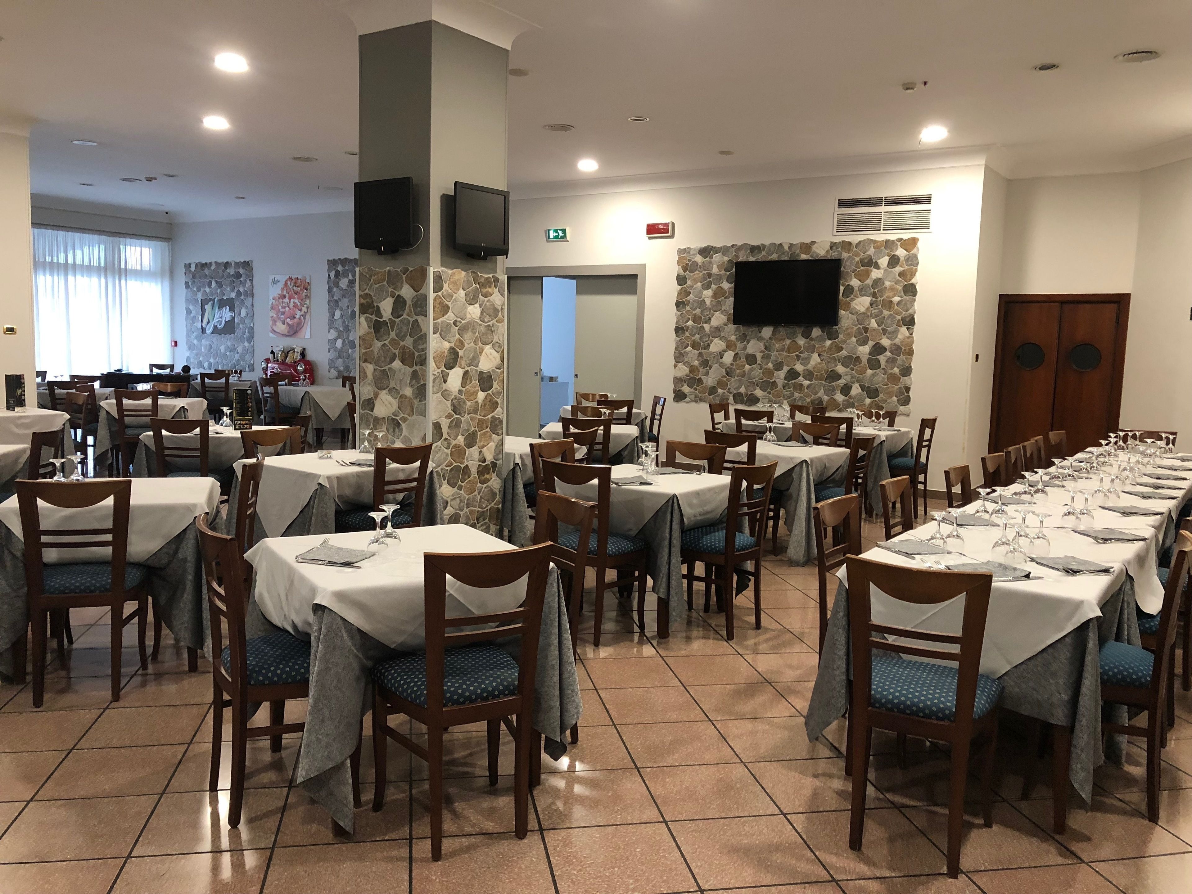 breakfast, lunch, dinner served; local cuisine