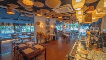 Daily buffet breakfast (BRL 54 per person)