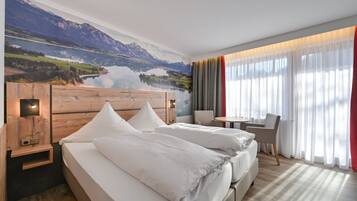 Double Room, Balcony | Hypo-allergenic bedding, in-room safe, desk, free WiFi