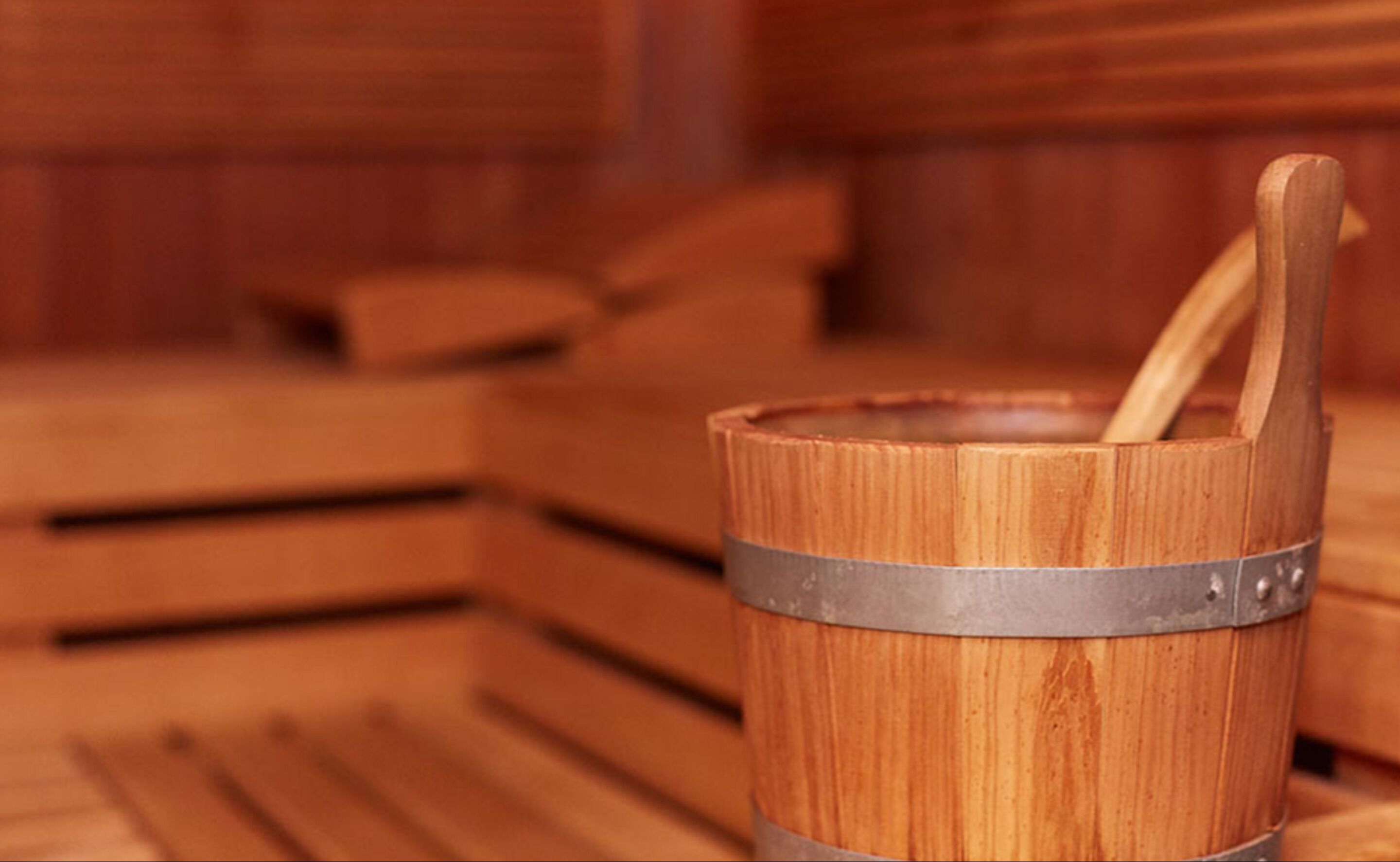 body treatments, hydrotherapy, hot stone massages, deep-tissue massages