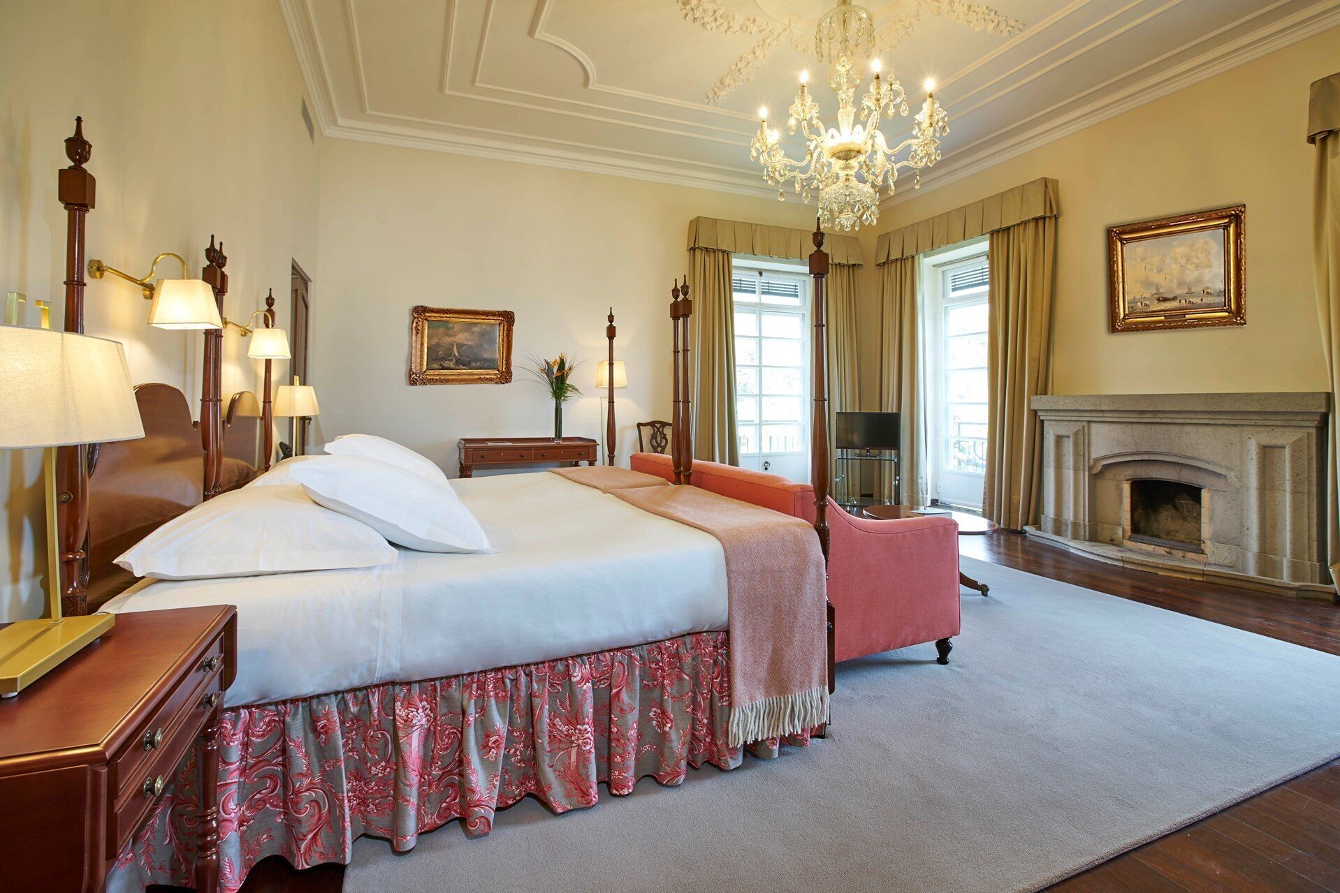 manor house suite | 1 bedroom, hypo-allergenic bedding, minibar, in-room safe
