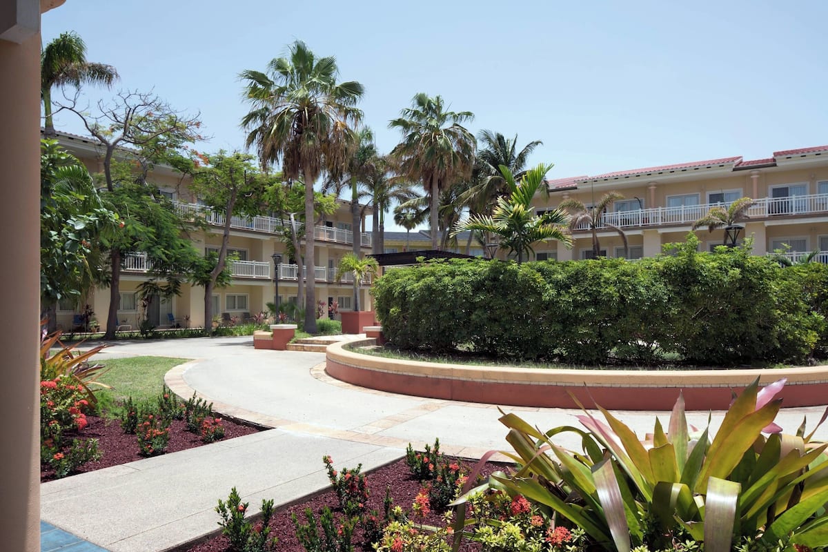 1 bedroom, premium bedding, down duvets, in-room safe