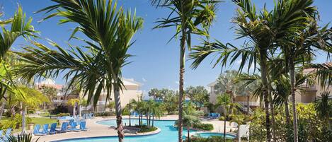 3 outdoor pools, pool umbrellas, pool loungers