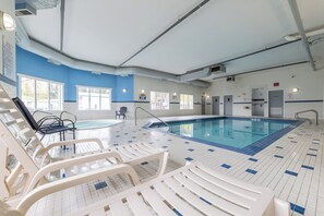 Innenpool, Liegestühle