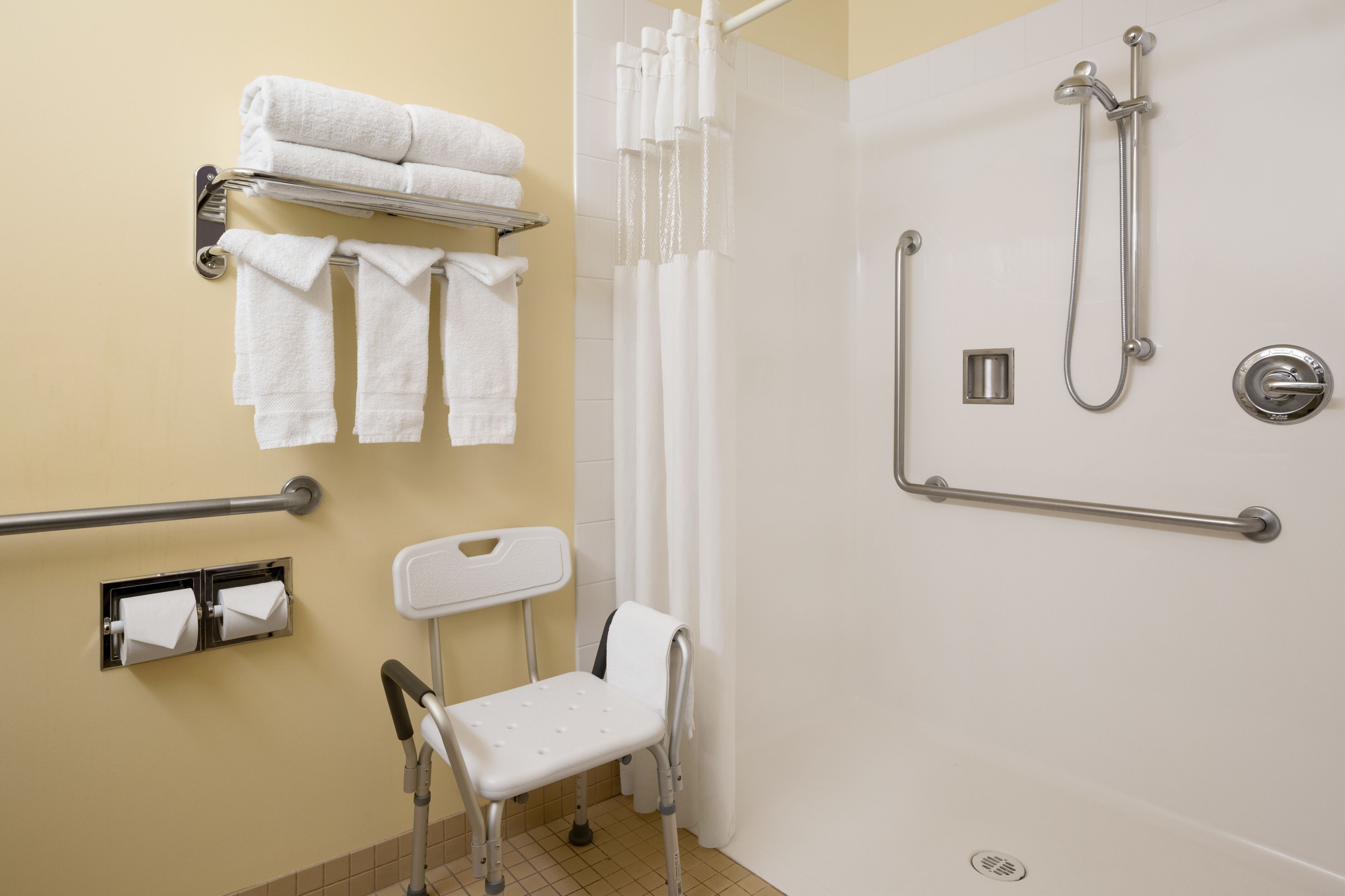 Shower kamar mandi