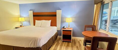 Room, 1 King Bed, Non Smoking