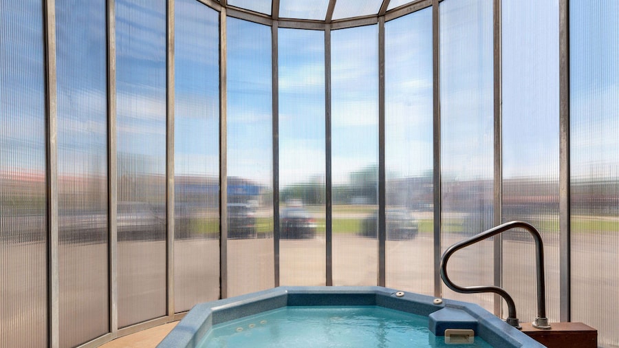 Days Inn by Wyndham Fredericton