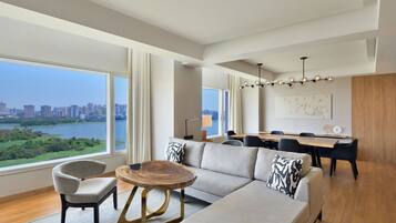 Westin, Club Suite, 1 Bedroom, Lake View | Living room | 42-inch LCD TV with satellite channels, TV