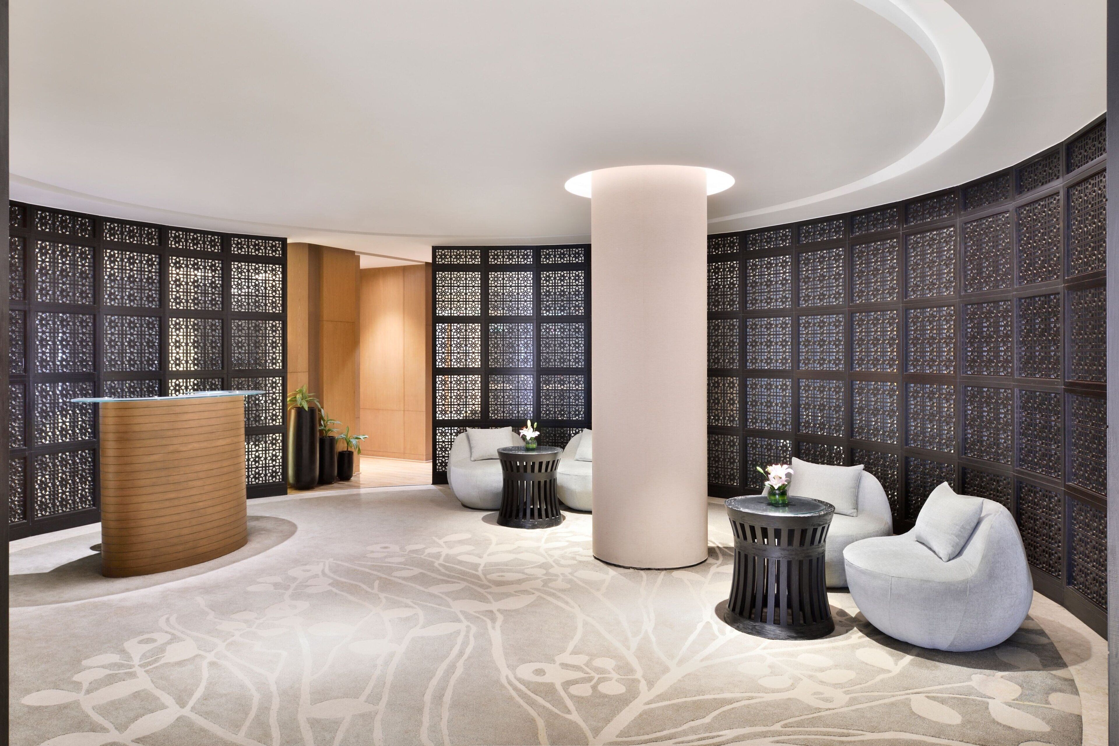 Couples treatment room(s), hot tub, steam room, body treatments