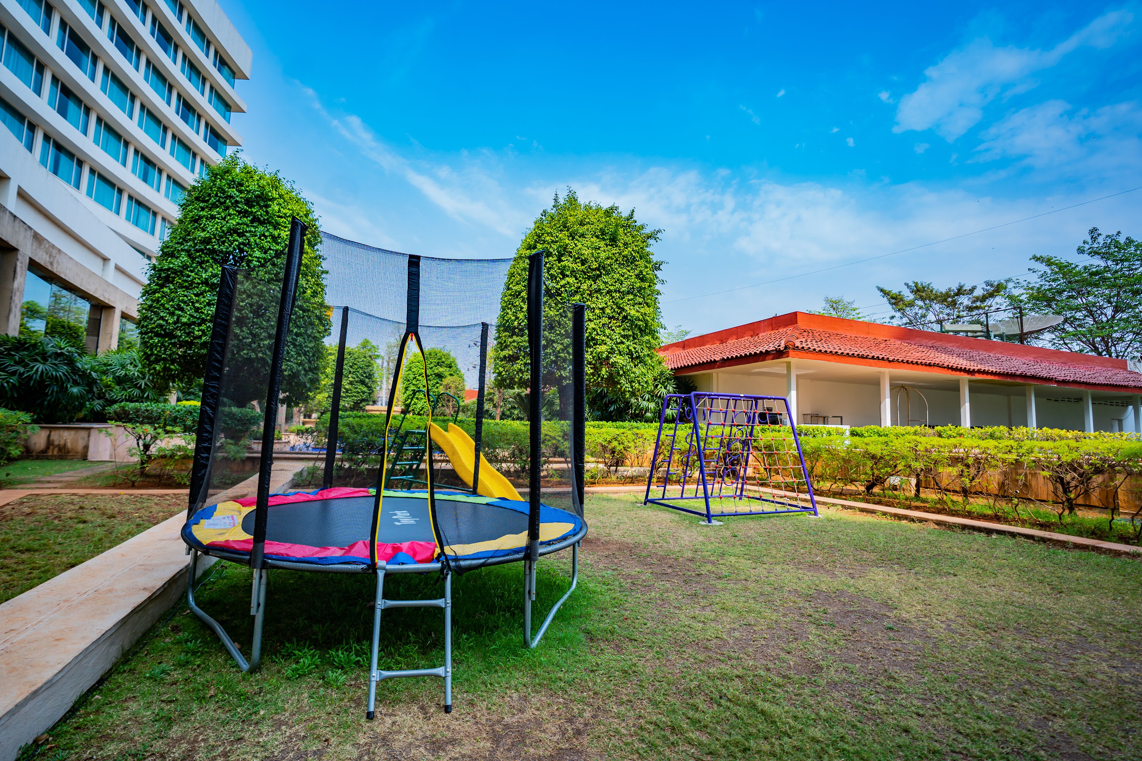 children’s play area – outdoor