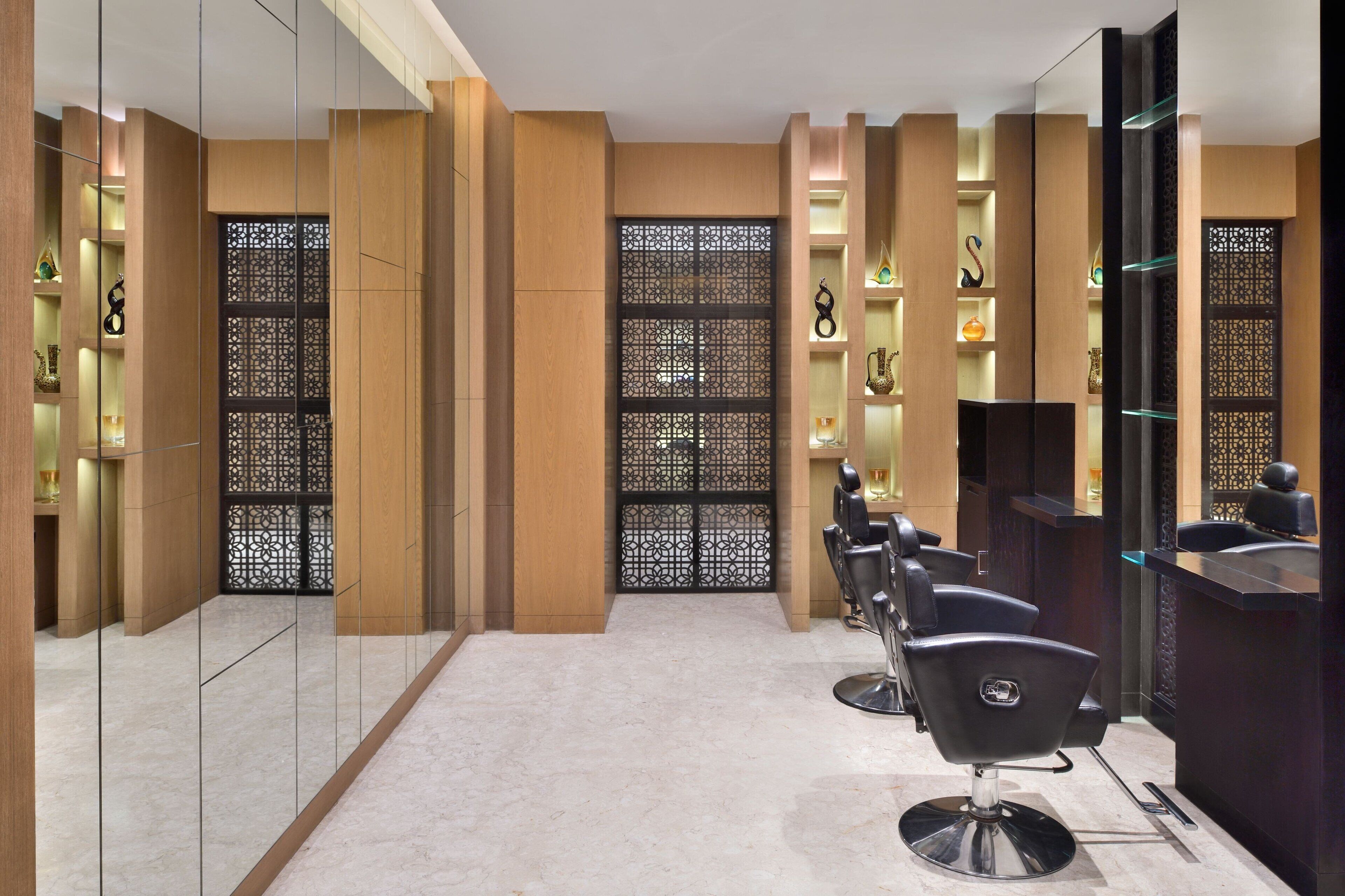 couples treatment room(s), hot tub, steam room, body treatments