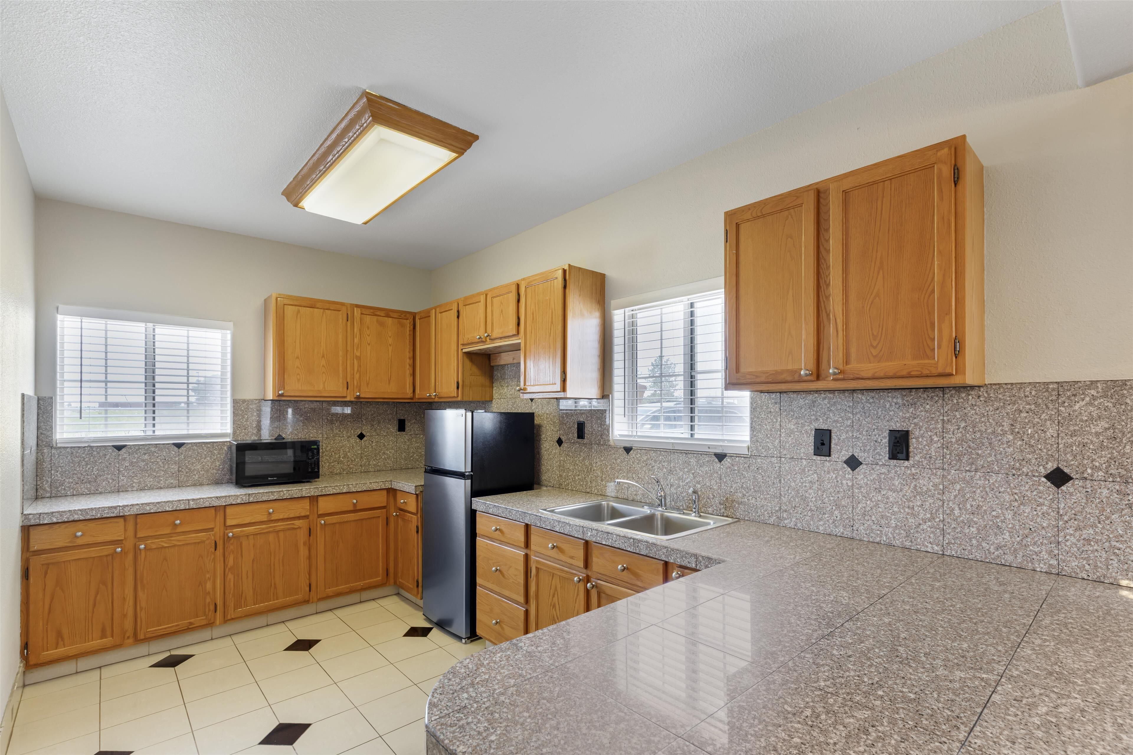 standard room, 2 queen beds, non smoking, refrigerator & microwave | 1 bedroom, desk, laptop workspace, iron/ironing board