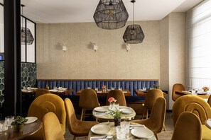 Daily buffet breakfast (EUR 20 per person)