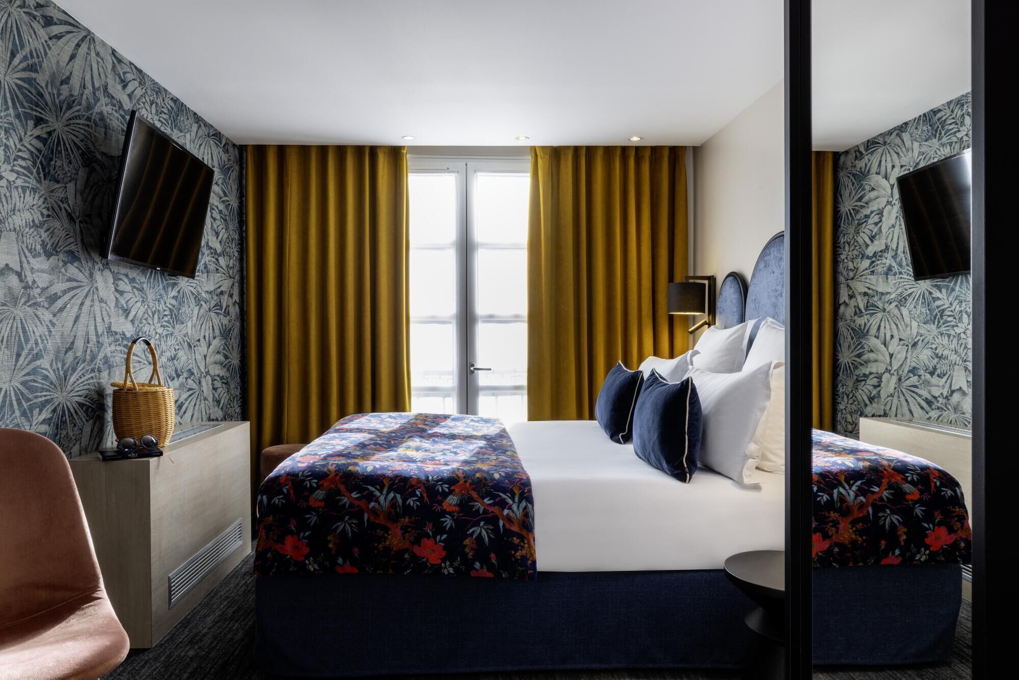 in-room safe, desk, blackout curtains, soundproofing