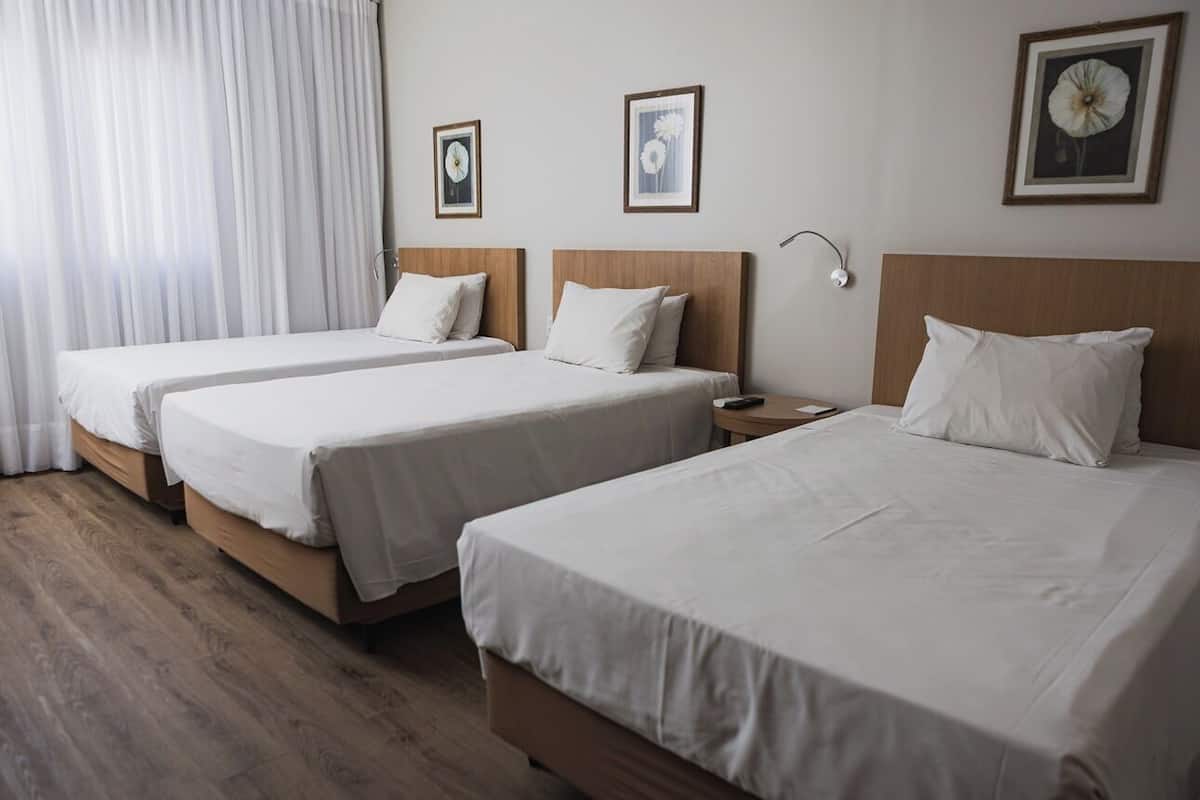Superior Triple Room | Minibar, desk, free WiFi, bed sheets