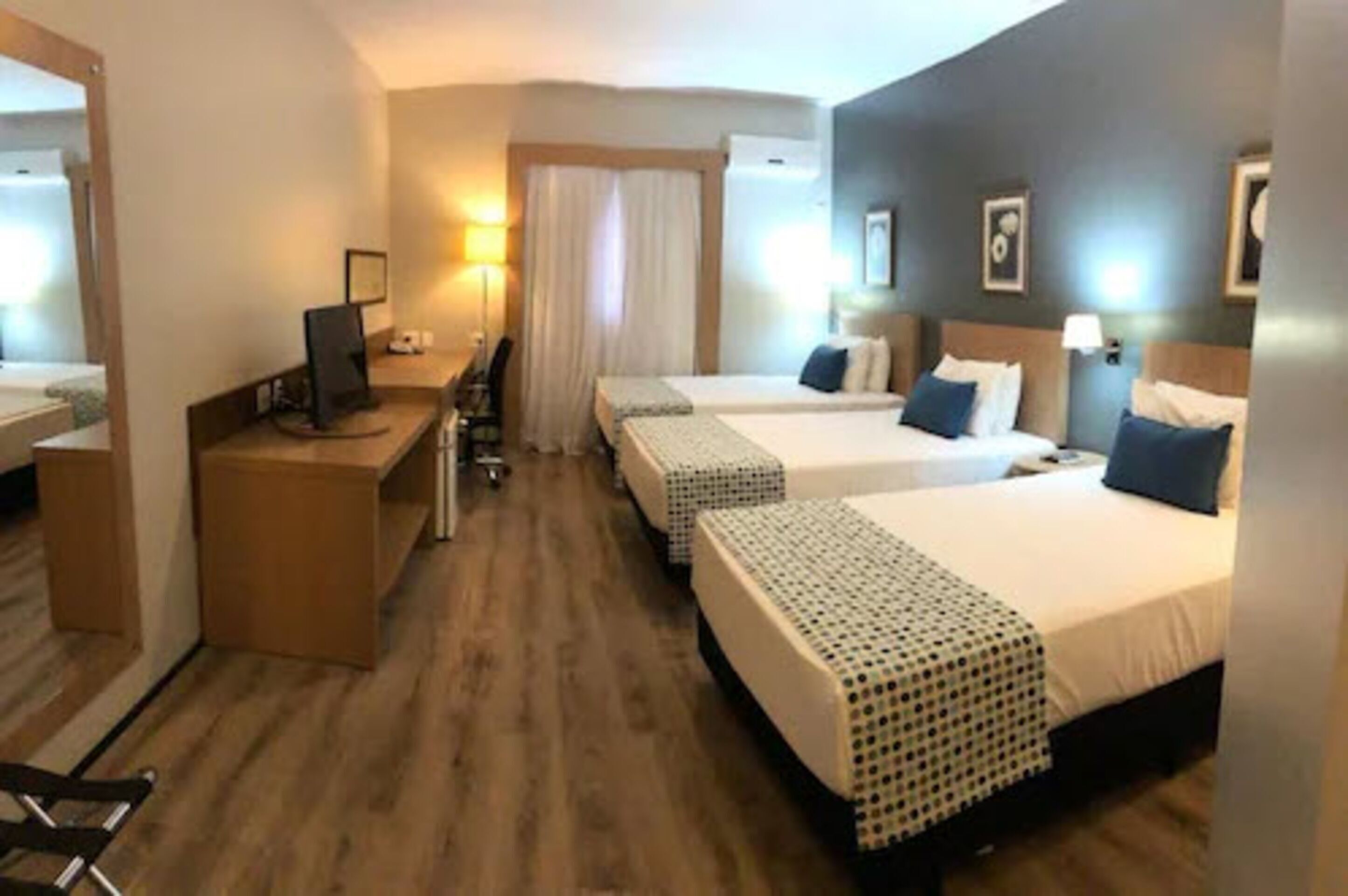 Minibar, desk, free WiFi, bed sheets