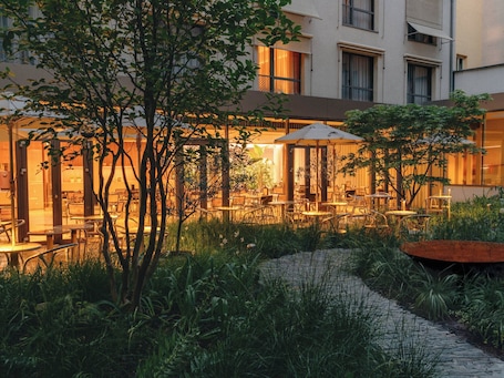 Garden. Hotel Josef