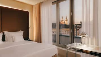 Deluxe Room, Balcony | Balcony